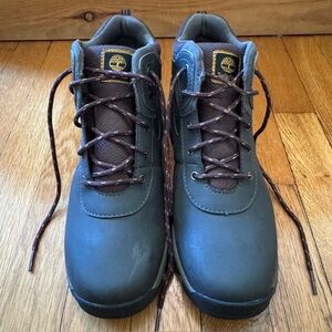 Timberland Boys sz 7 Mt. Maddsen Waterproof Boots